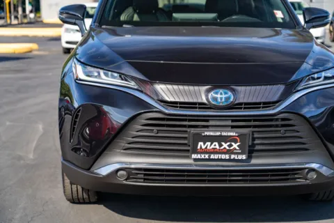 More photos of 2021 Toyota Venza XLE at Maxx Autos Plus Puyallup, WA