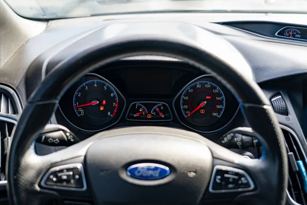 Ford Focus photo 17