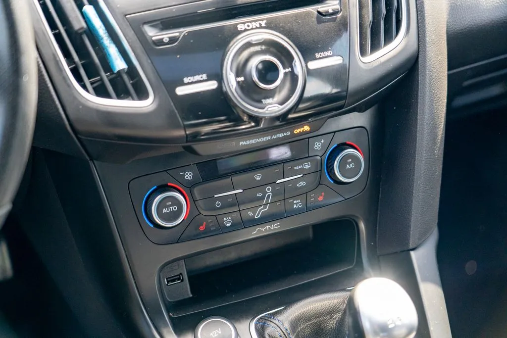 Ford Focus photo 20