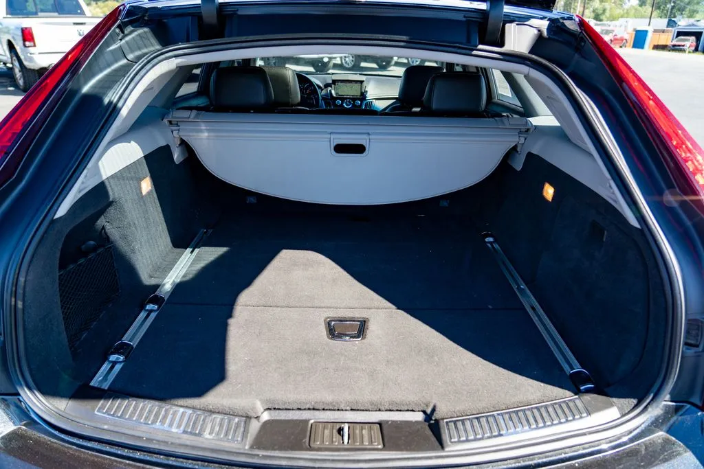 Cadillac CTS-V photo 24