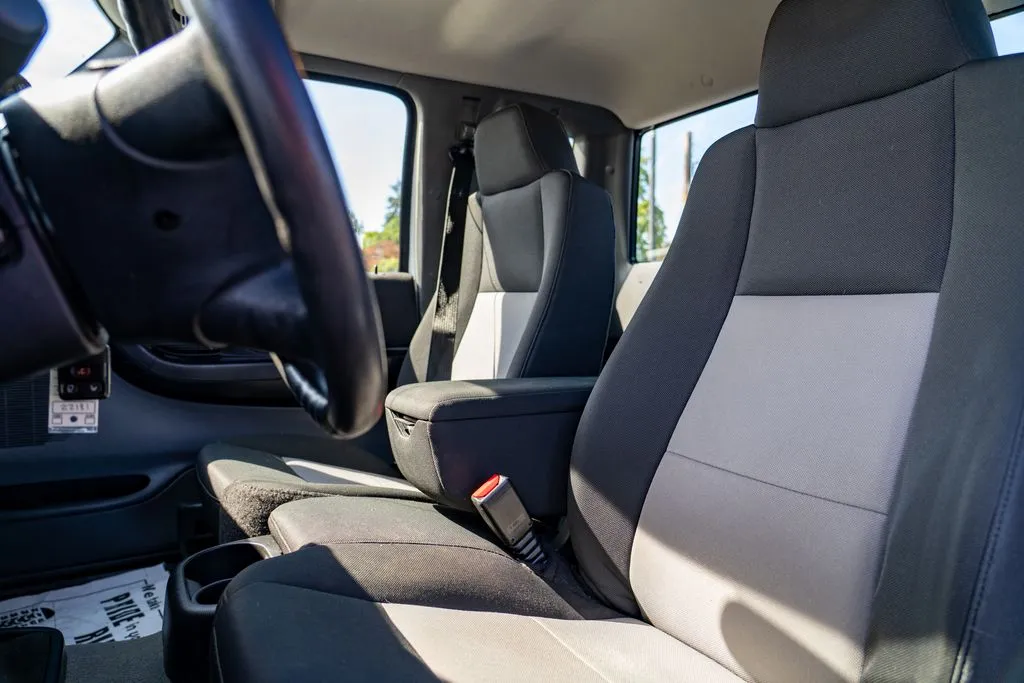 Ford Ranger photo 13