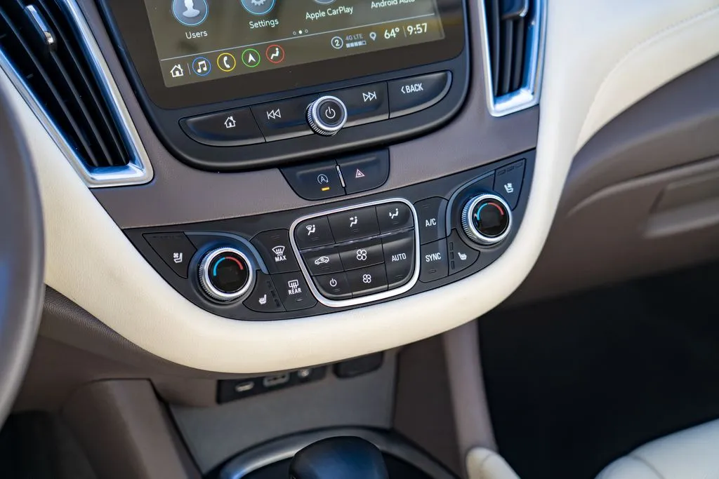 Chevrolet Malibu photo 21