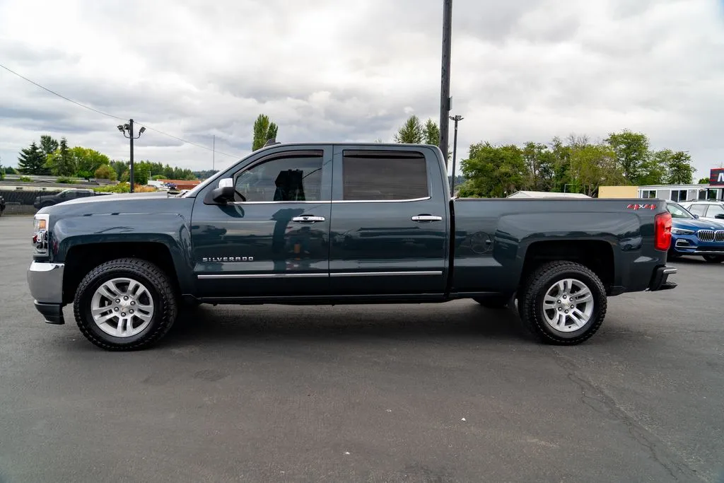Chevrolet Silverado photo 12
