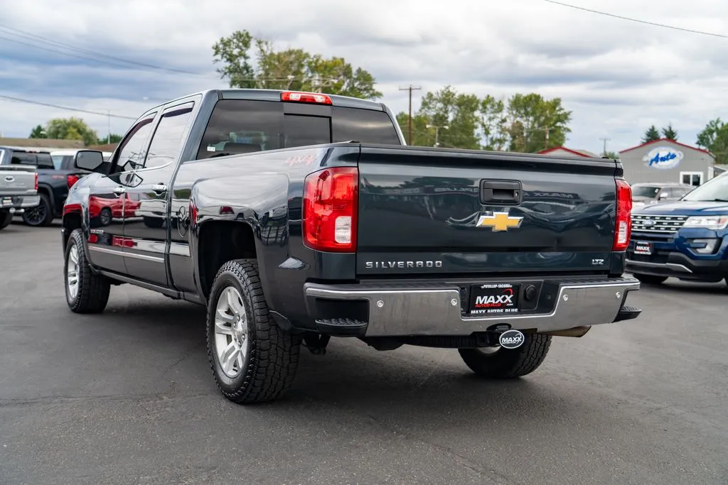 Chevrolet Silverado photo 11