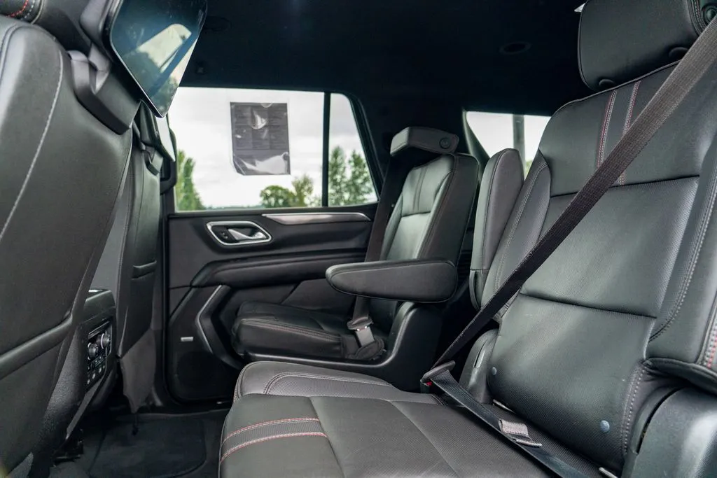 Chevrolet Tahoe photo 16