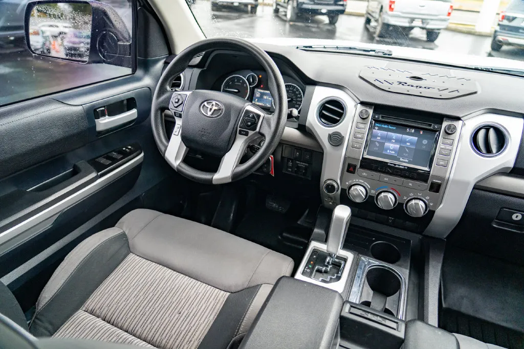 Toyota Tundra photo 20