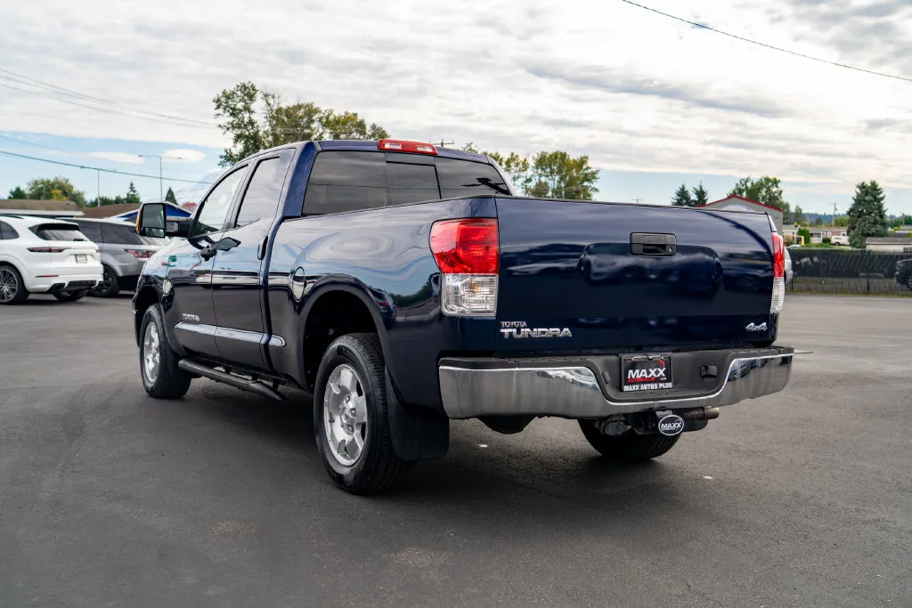 Toyota Tundra photo 10