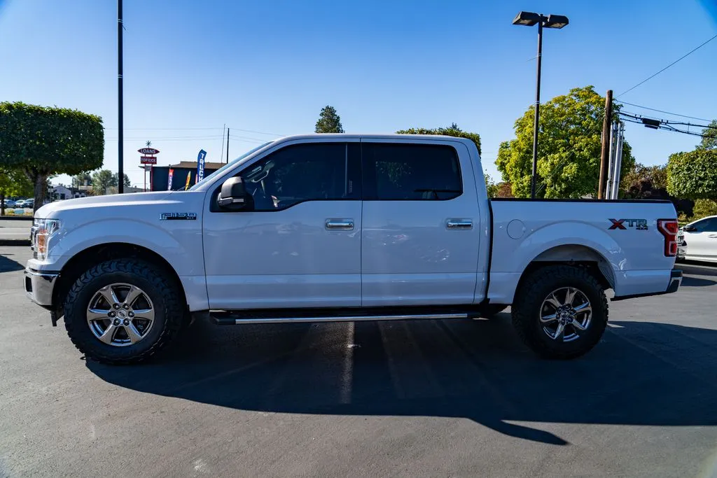 Ford F-150 photo 11