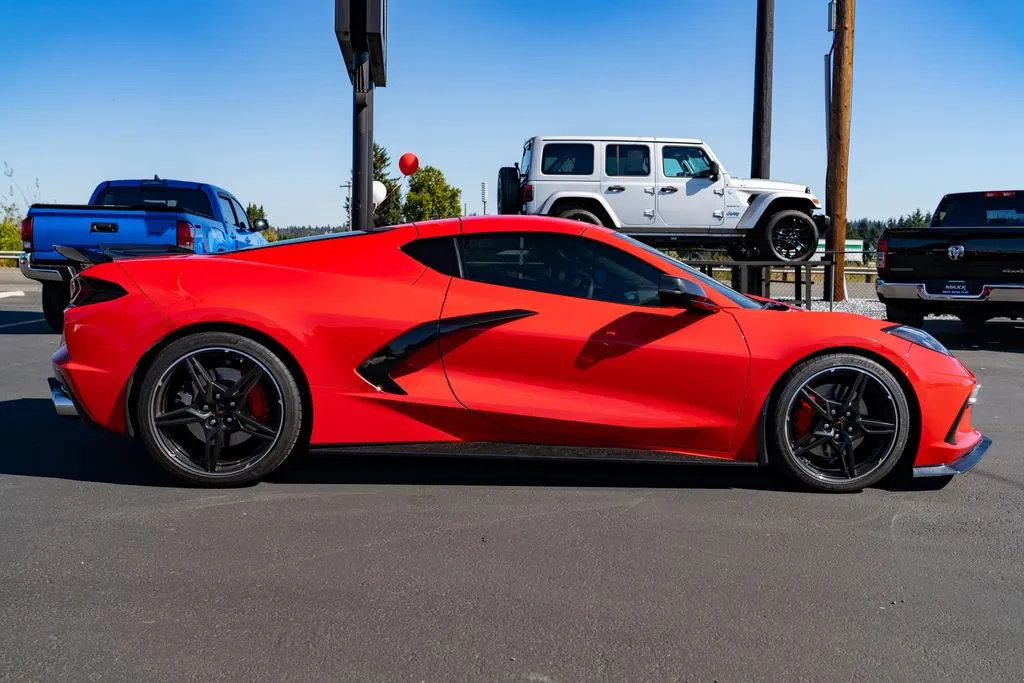 Chevrolet Corvette photo 7