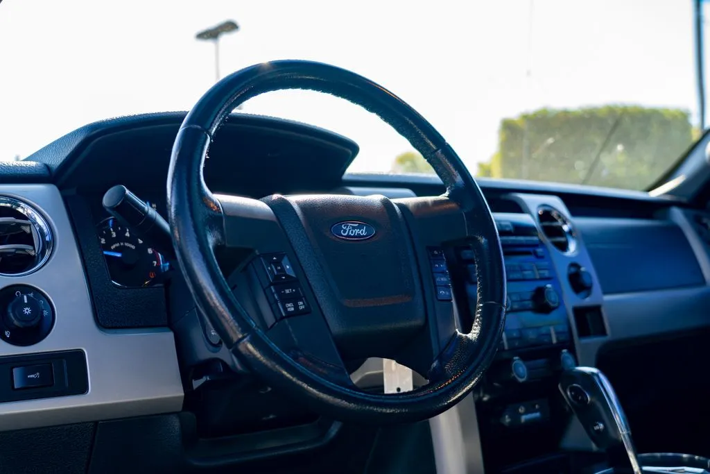 Ford F-150 photo 13