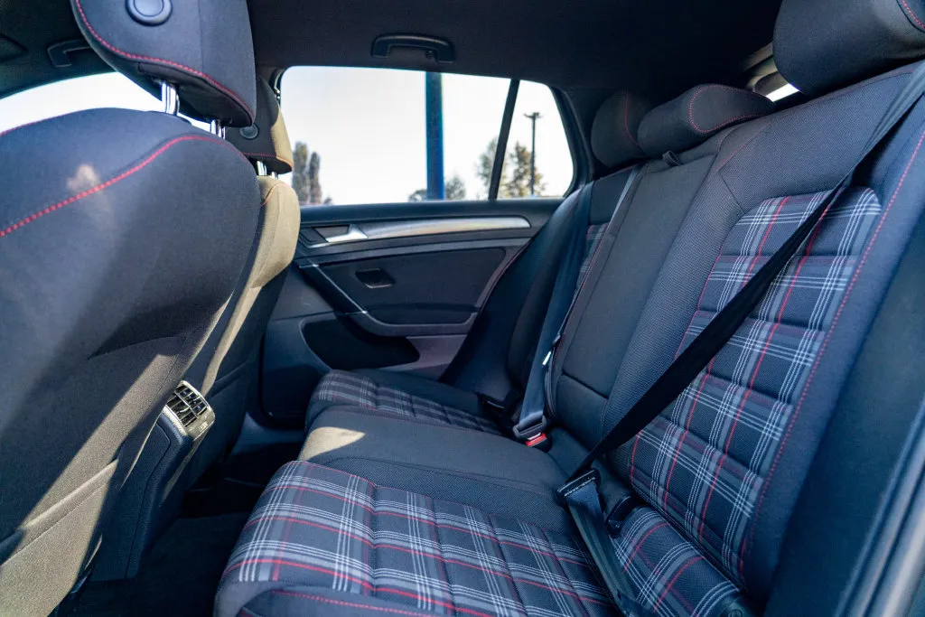 Volkswagen Golf GTI photo 12