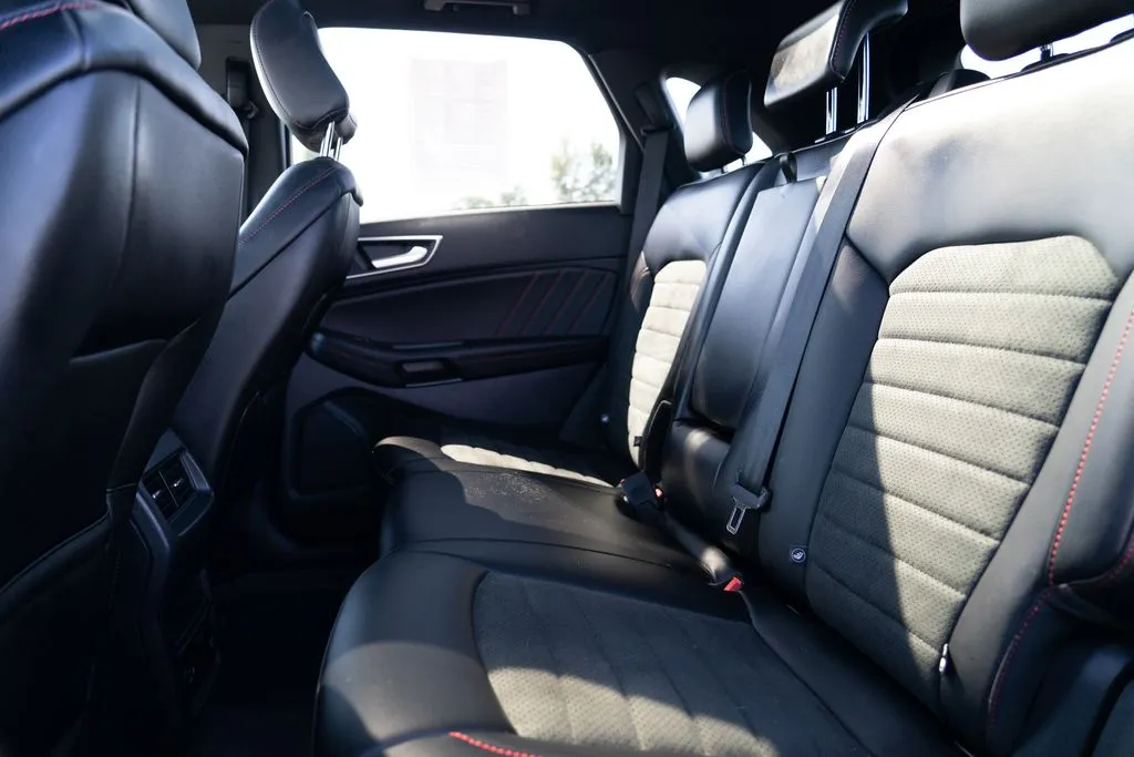 Ford Edge photo 23