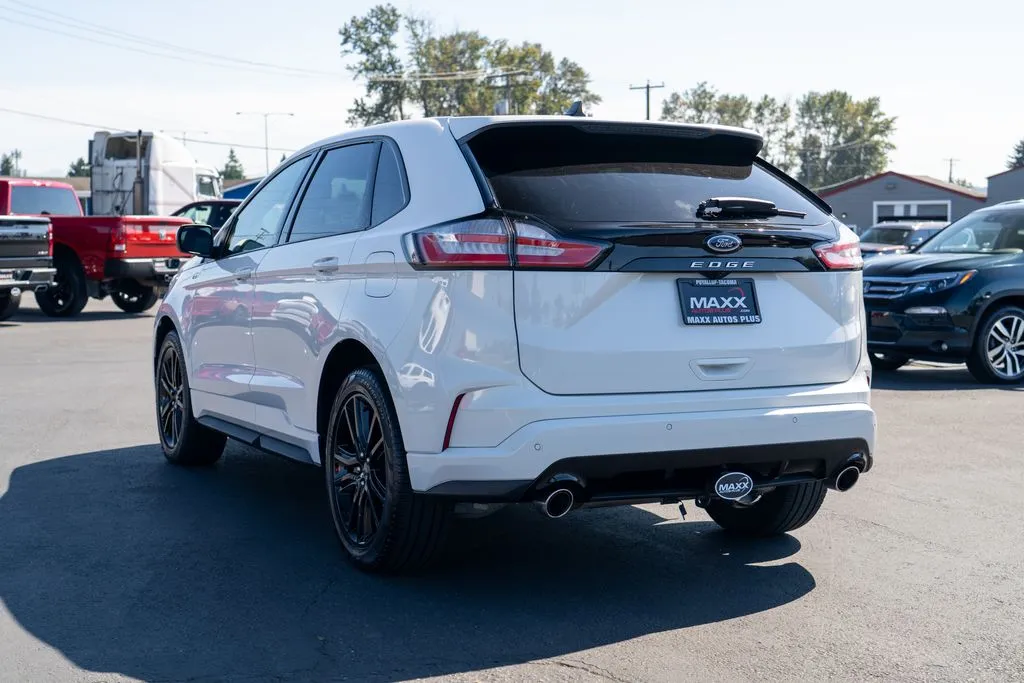 Ford Edge photo 10
