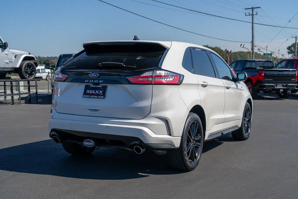Ford Edge photo 8