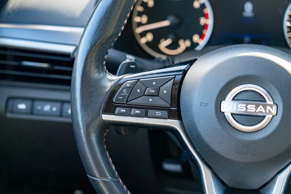 Nissan Altima photo 15