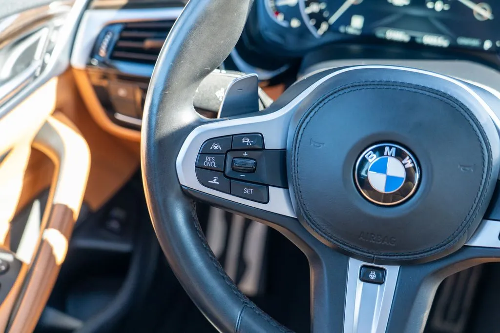 BMW 5 Series photo 20
