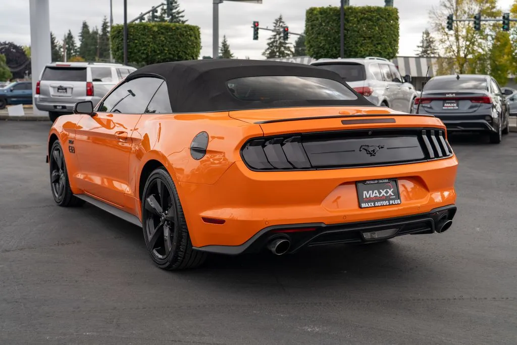 Ford Mustang photo 10