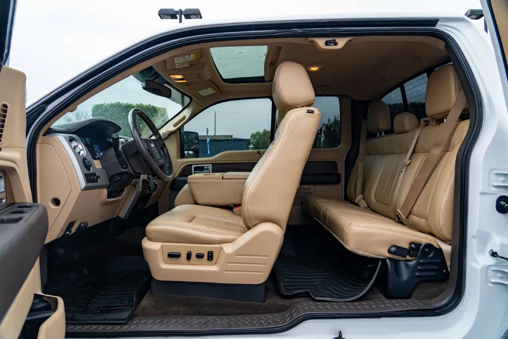 Ford F-150 photo 17