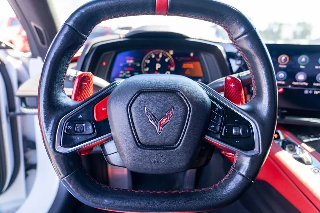 Chevrolet Corvette photo 14