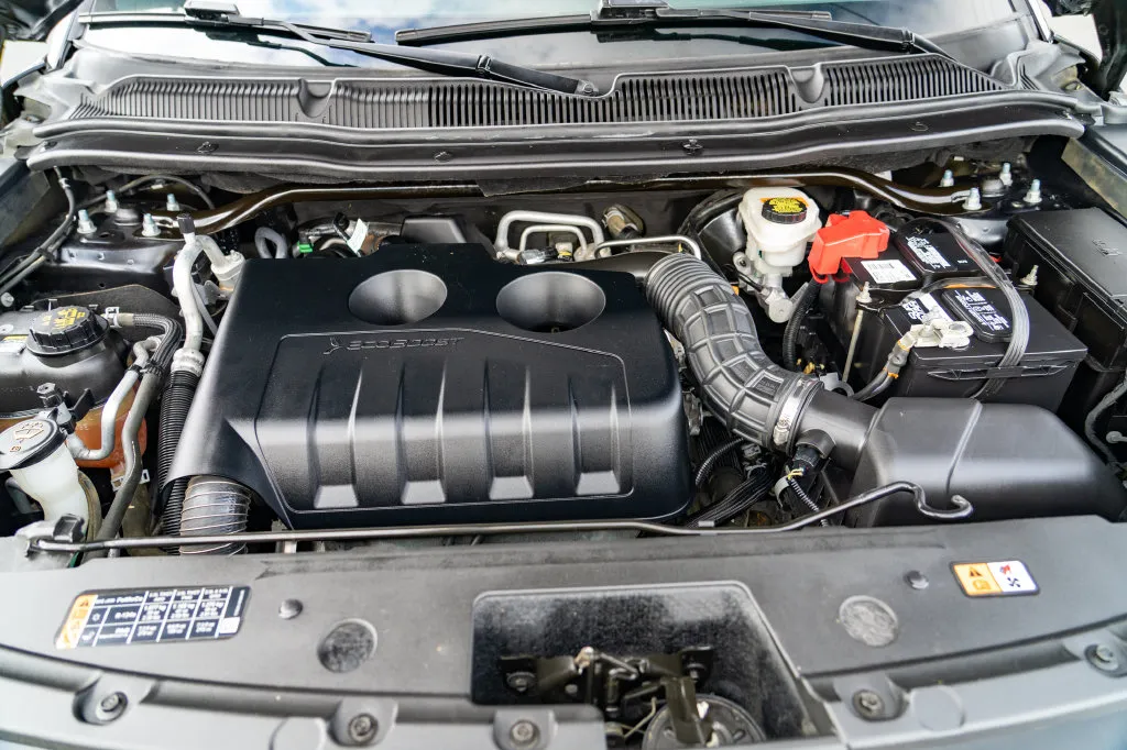 Ford Explorer photo 25