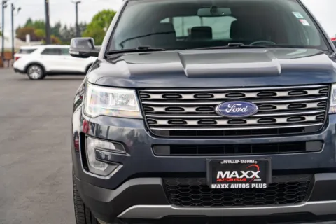 More photos of 2017 Ford Explorer XLT at Maxx Autos Plus Puyallup, WA