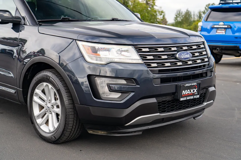 Ford Explorer photo 6