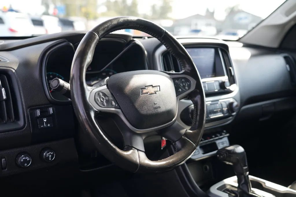 Chevrolet Colorado photo 12