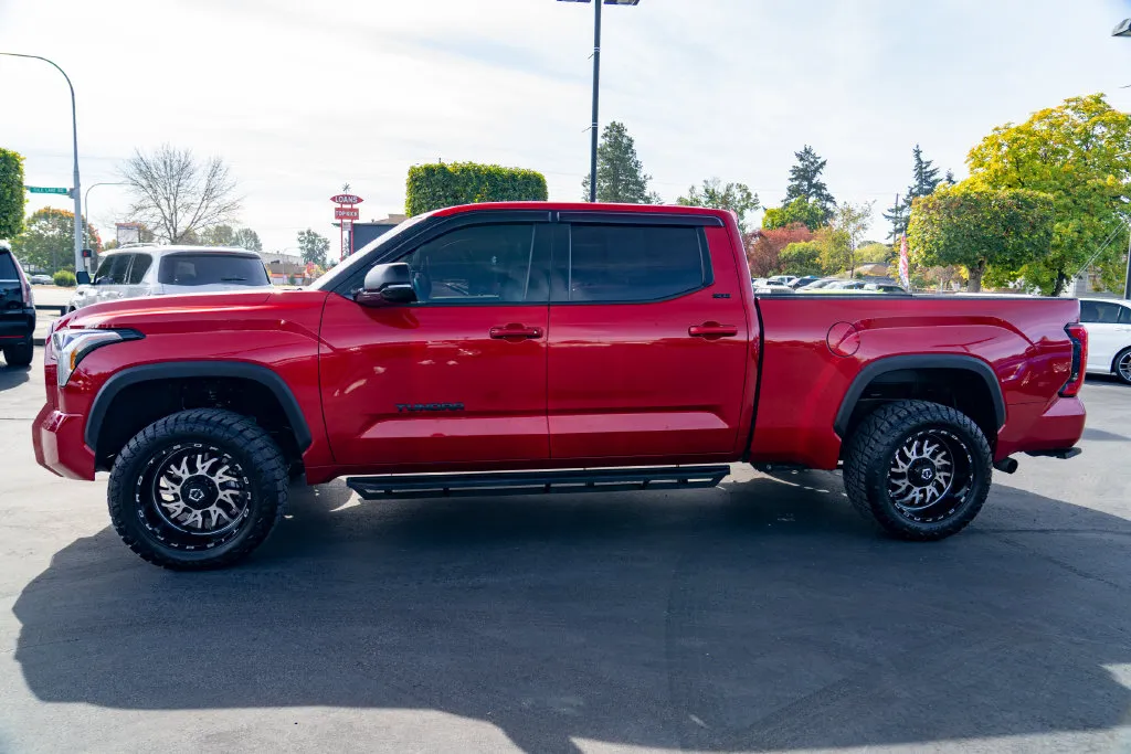 Toyota Tundra photo 14