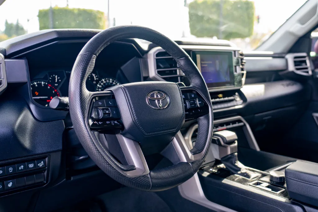 Toyota Tundra photo 15