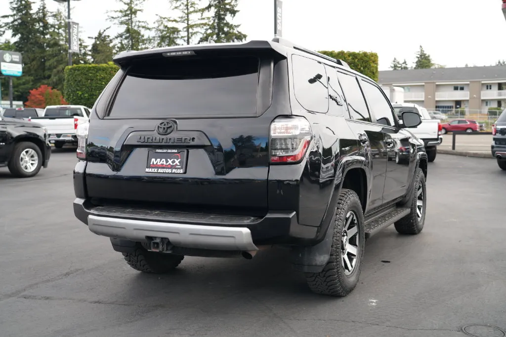 Toyota 4Runner photo 9