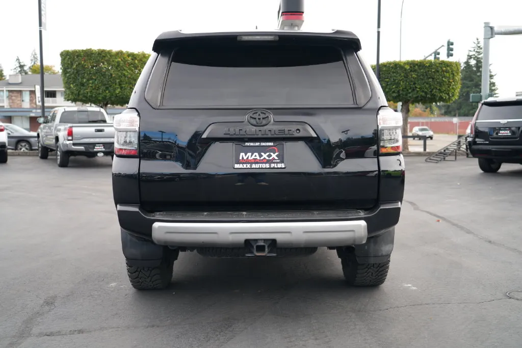 Toyota 4Runner photo 10