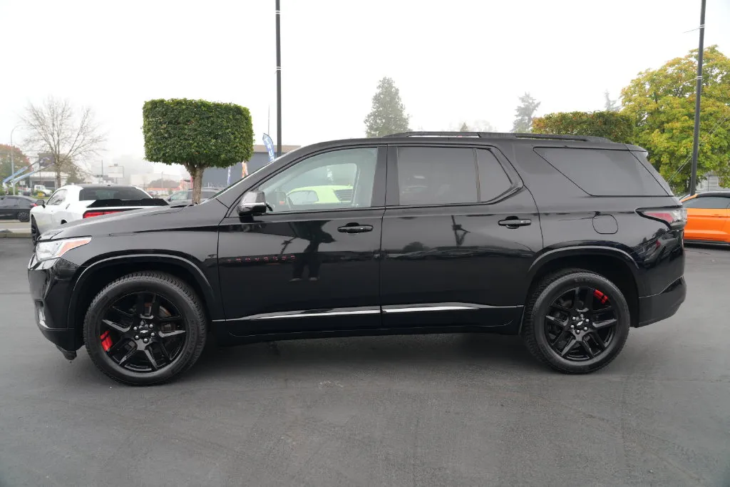 Chevrolet Traverse photo 11