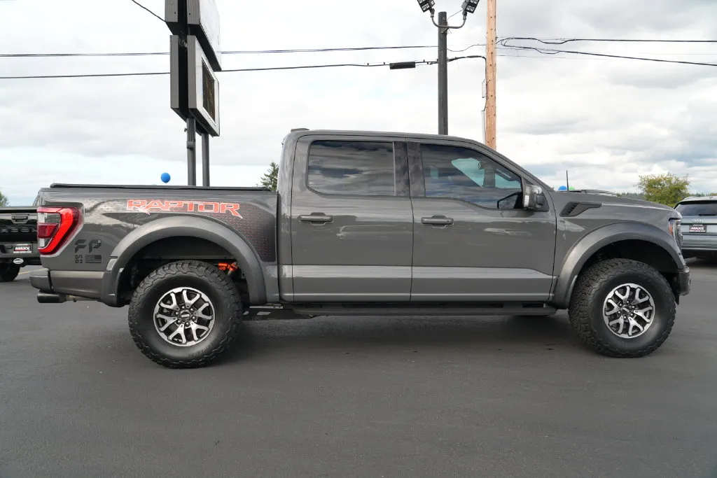 Ford F-150 photo 8