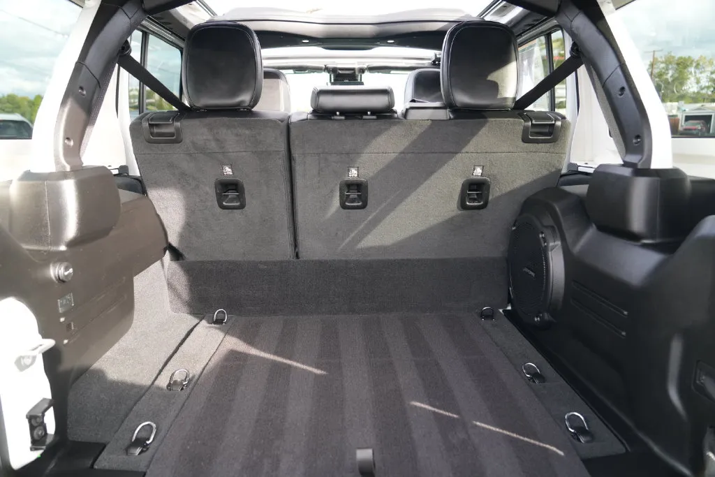 Jeep Wrangler photo 28
