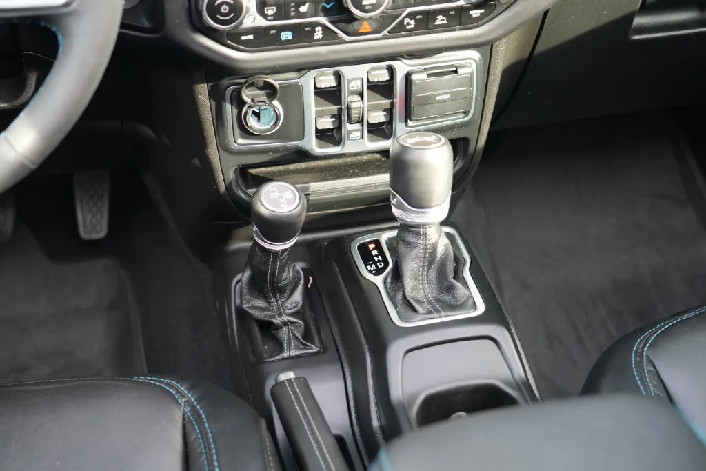 Jeep Wrangler photo 27