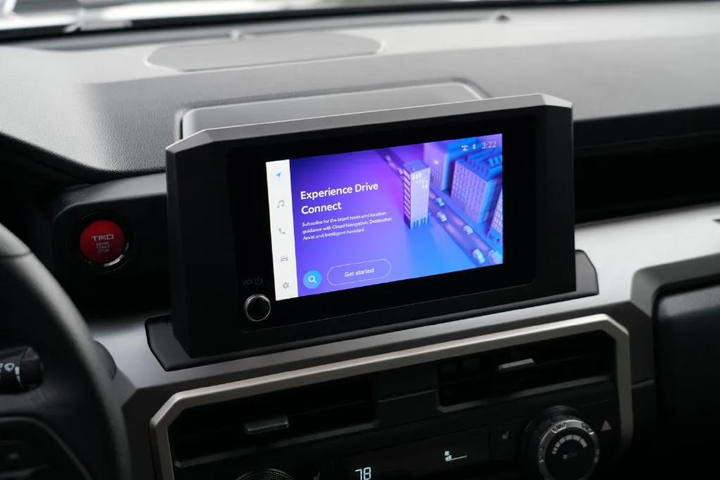 Toyota Tacoma photo 19