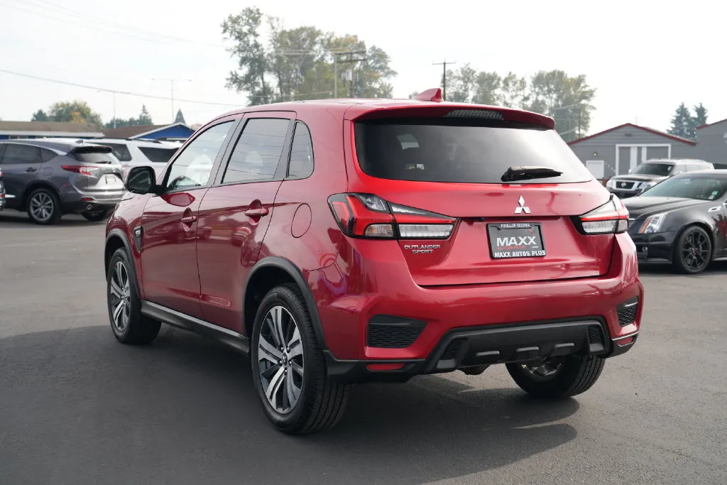 Mitsubishi Outlander Sport photo 11