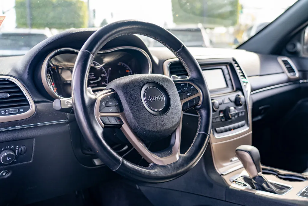 Jeep Grand Cherokee photo 13