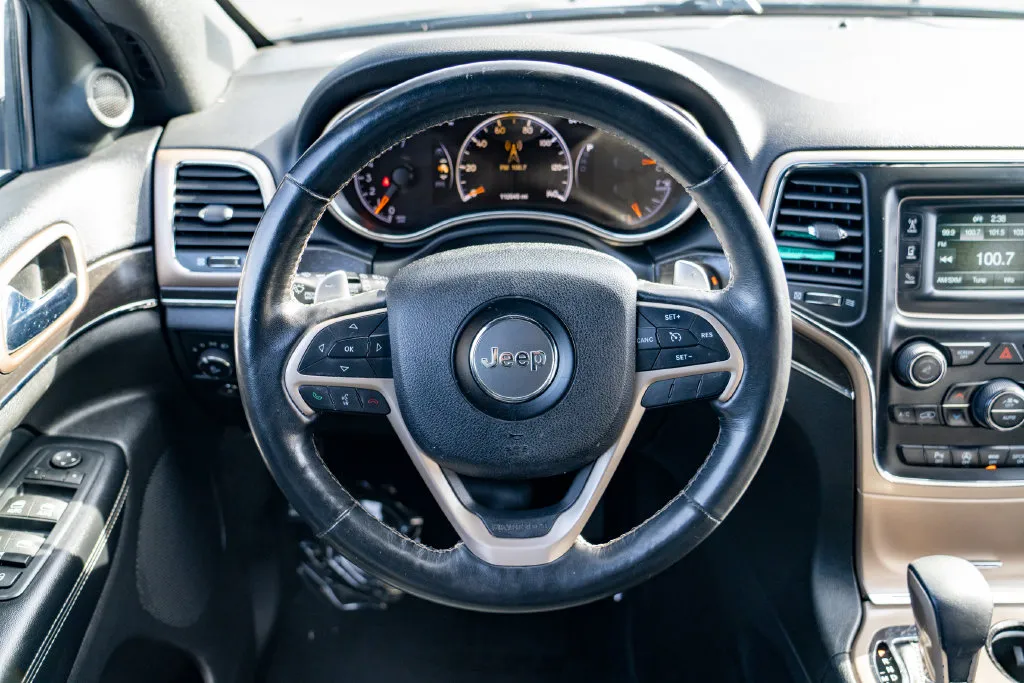 Jeep Grand Cherokee photo 16