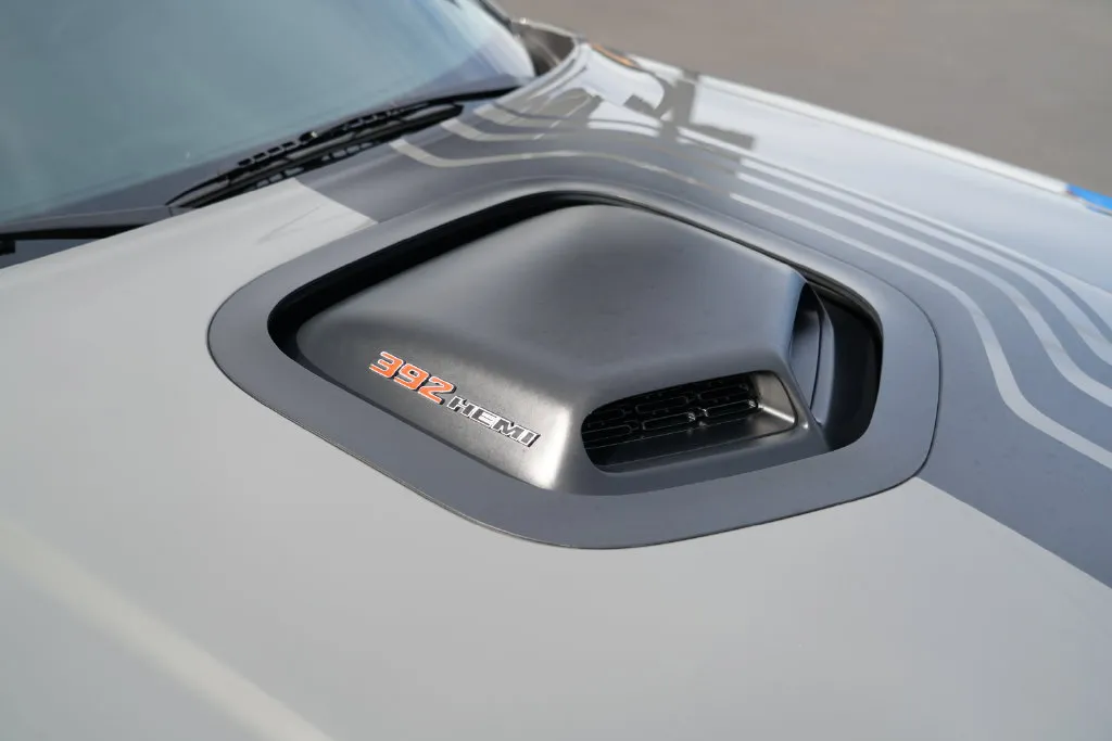 Dodge Challenger photo 7