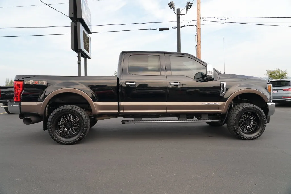 Ford F-250SD photo 8