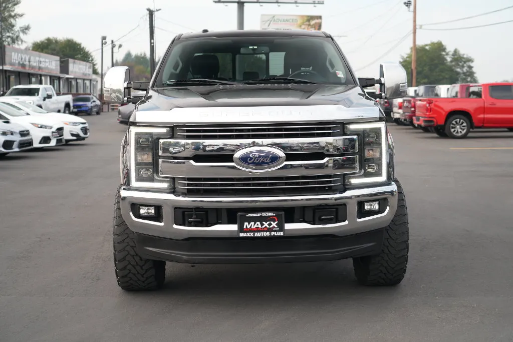 Ford F-250SD photo 3