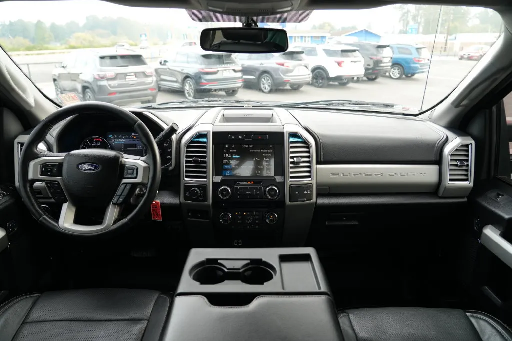 Ford F-250SD photo 23