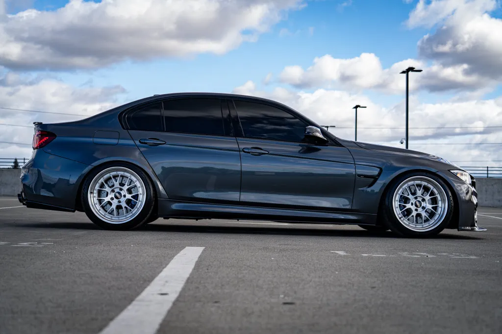 BMW M3 photo 7