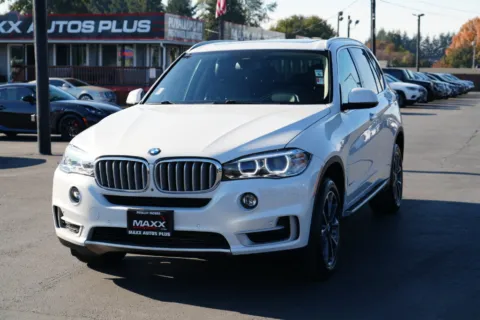 More photos of 2018 BMW X5 xDrive35d at Maxx Autos Plus Puyallup, WA