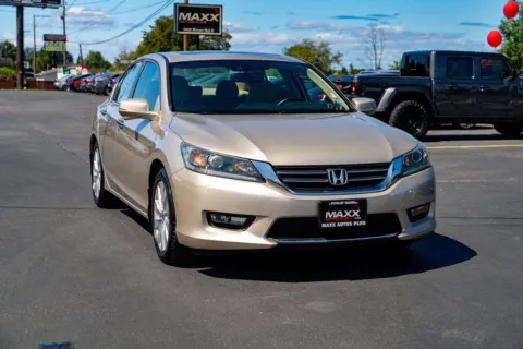 Photos of 2015 Honda Accord Sedan EX-L for sale in Puyallup, WA at Maxx Autos Plus Puyallup