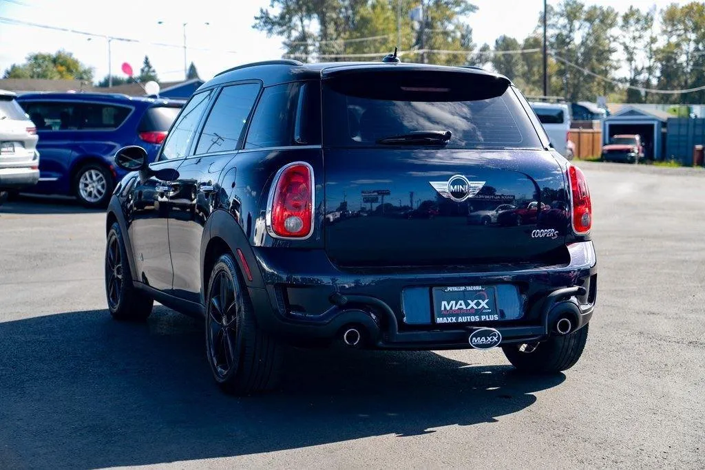 2011 Mini Countryman S ALL4 photo 2