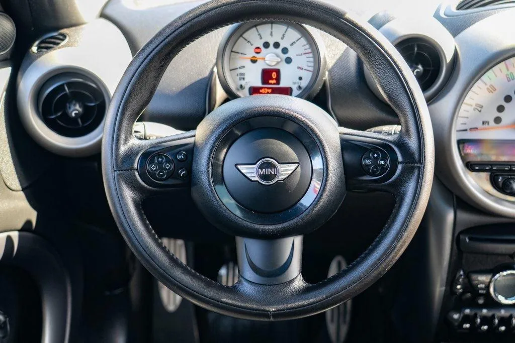 2011 Mini Countryman S ALL4 photo 3