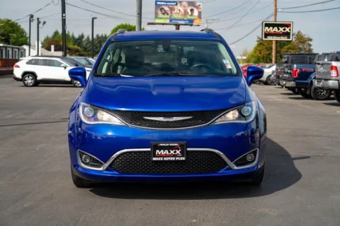 Another view of 2020 Chrysler Pacifica Touring L for sale in Puyallup, WA at Maxx Autos Plus Puyallup