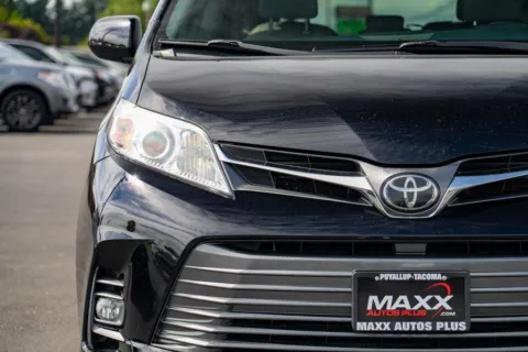More photos of 2020 Toyota Sienna XLE 8-Passenger at Maxx Autos Plus Puyallup, WA